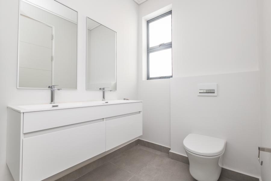 To Let 3 Bedroom Property for Rent in Le Coste Estate Western Cape
